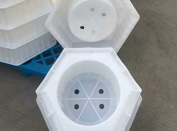 實(shí)心六棱塊模具